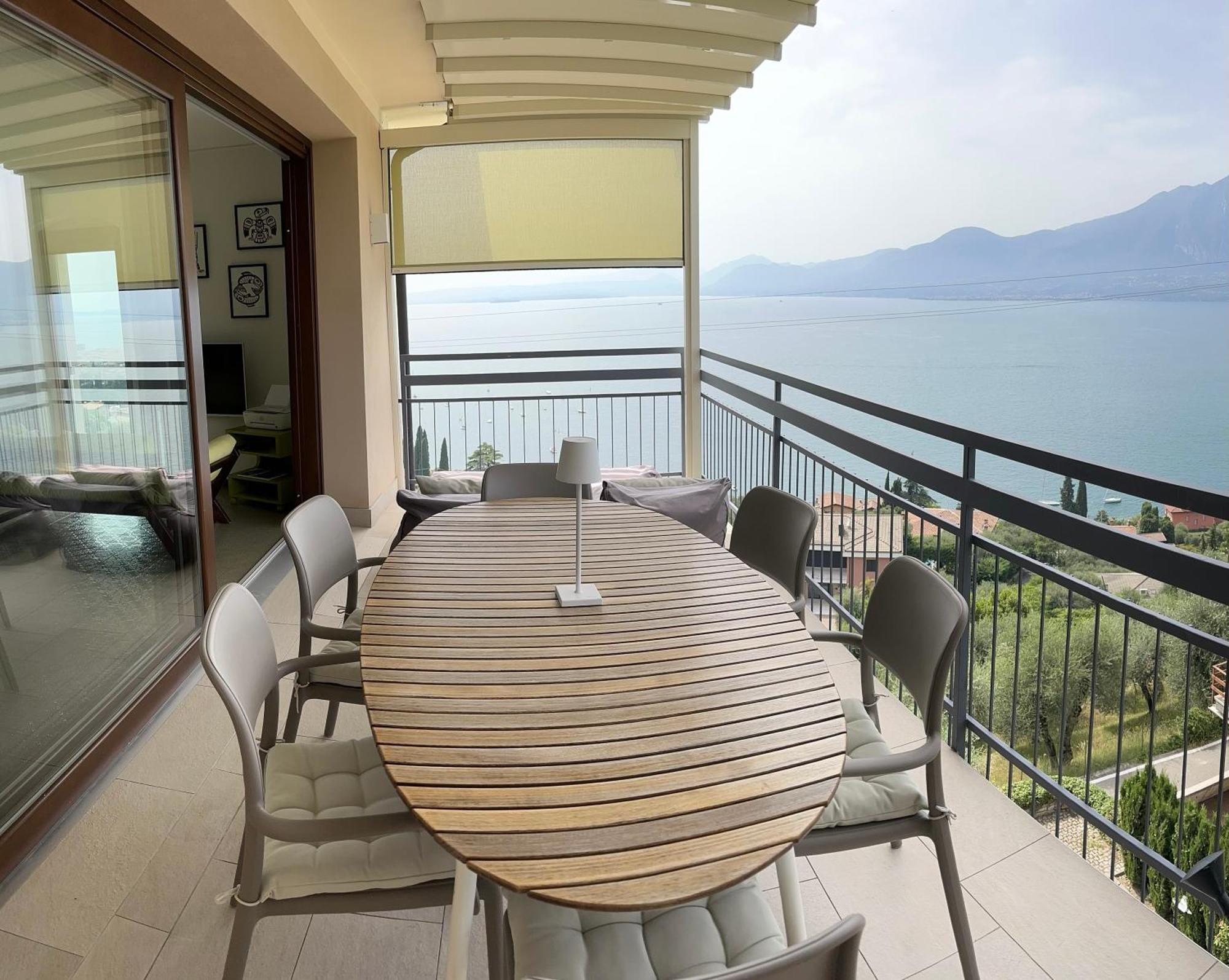 Casa Prima Vista Apartment Torri Del Benaco Exterior photo